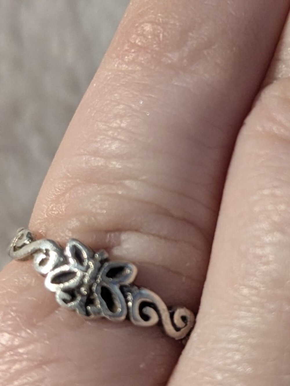 925 Sterling Butterfly Twist Ring size 5